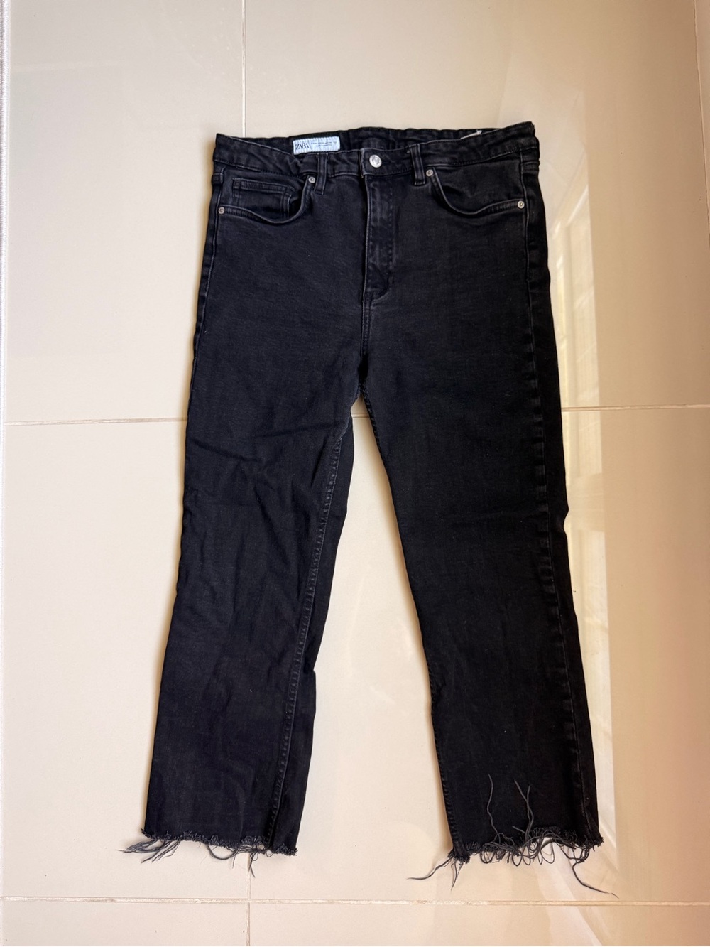 Zara Womens Cropped Straight Leg Jeans High Rise Washed Black Raw Frayed Hem